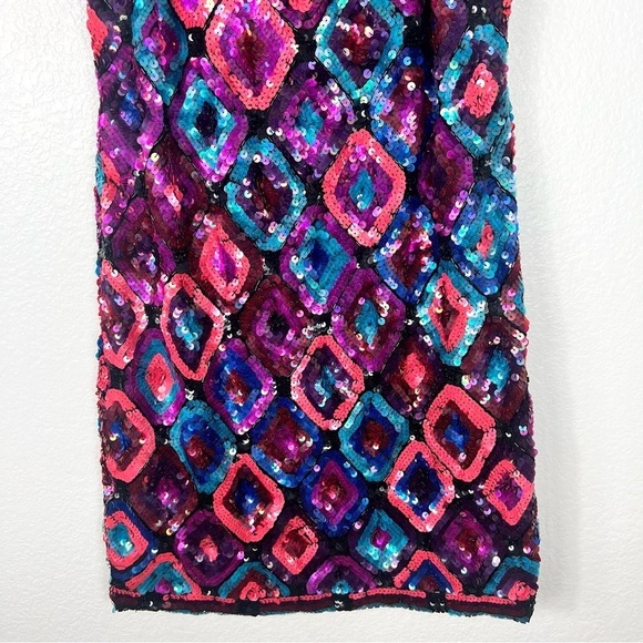 Trina Turk Purple 'All Eyes On Me' Lantern Sequin Dress Size 4 - Picture 4 of 9